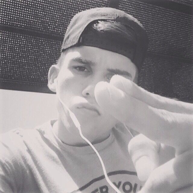  18504924  , 31 ,    -