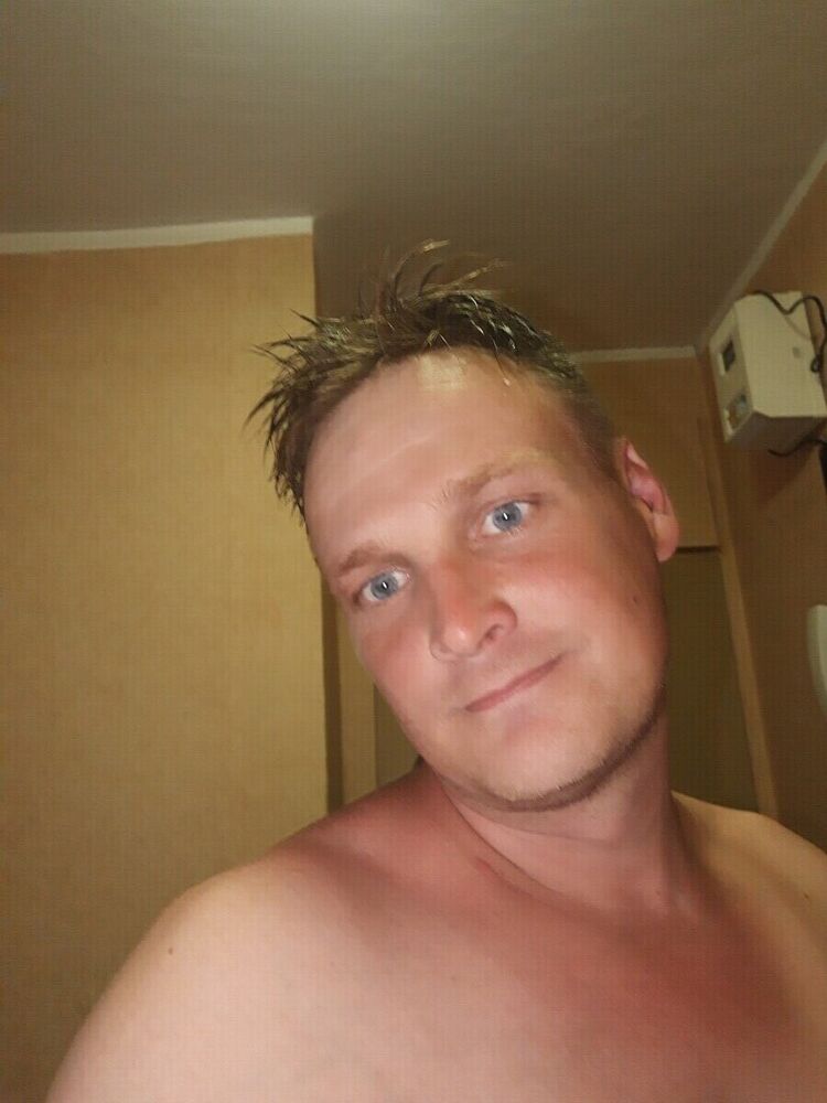  20803464  , 37 ,    