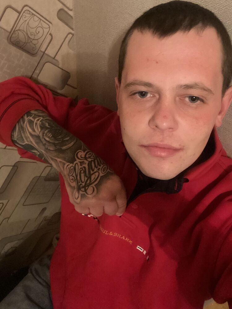  ,   Maxim, 26 ,   ,   