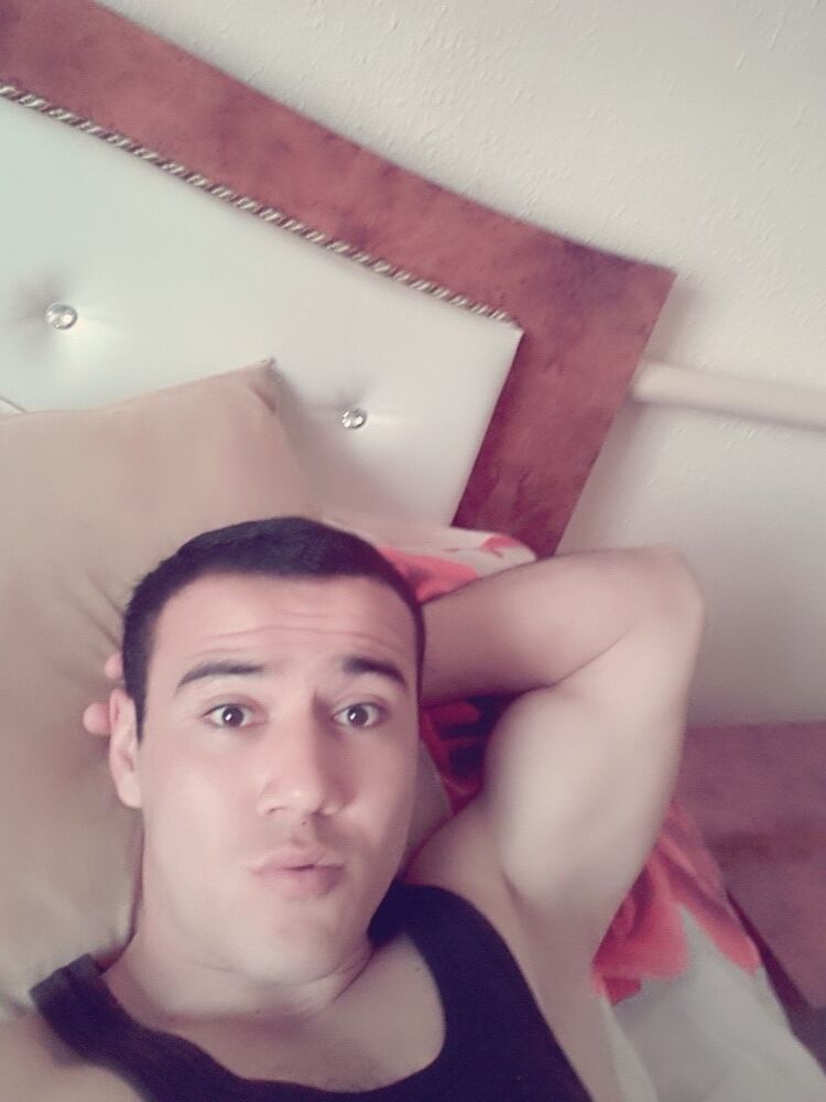  16293594  Bek, 33 ,    