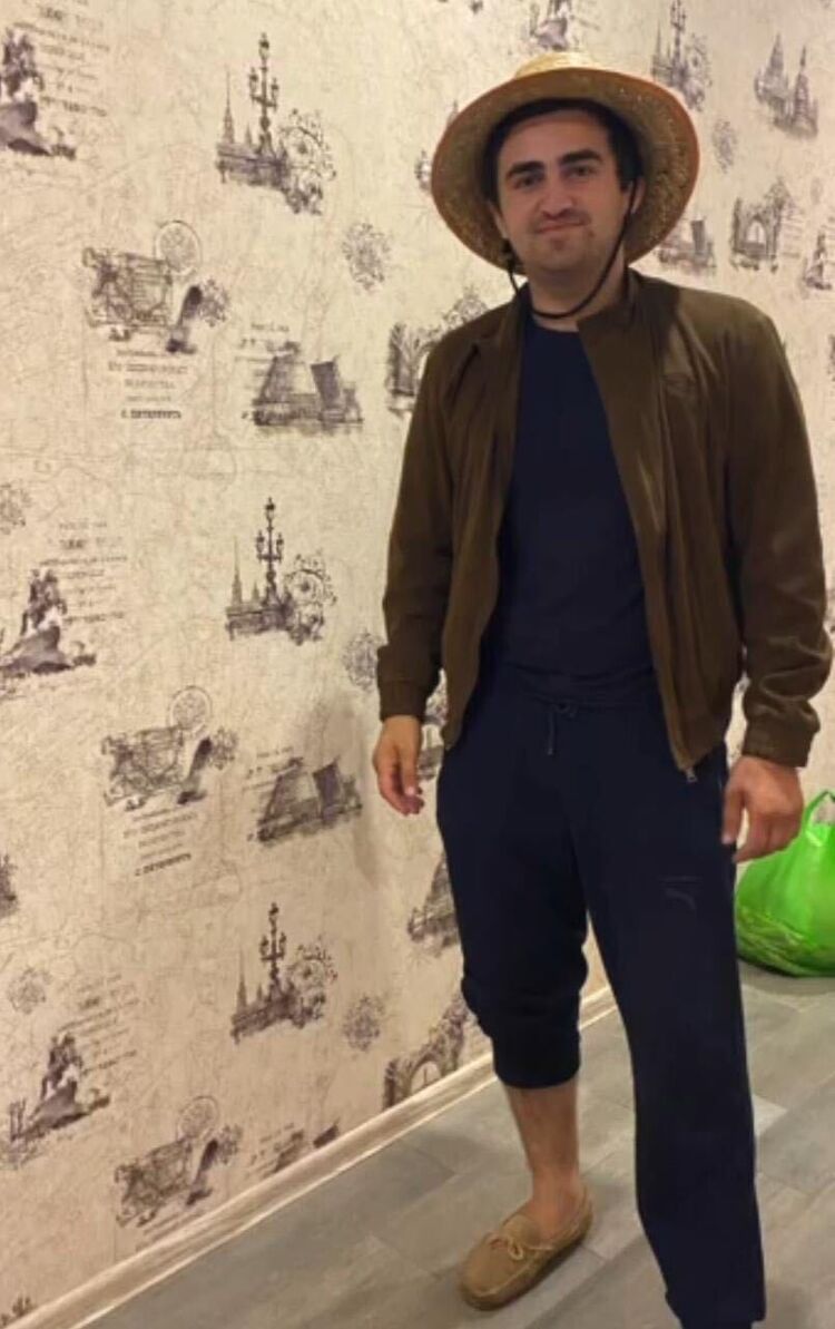  ,   , 28 ,   ,   