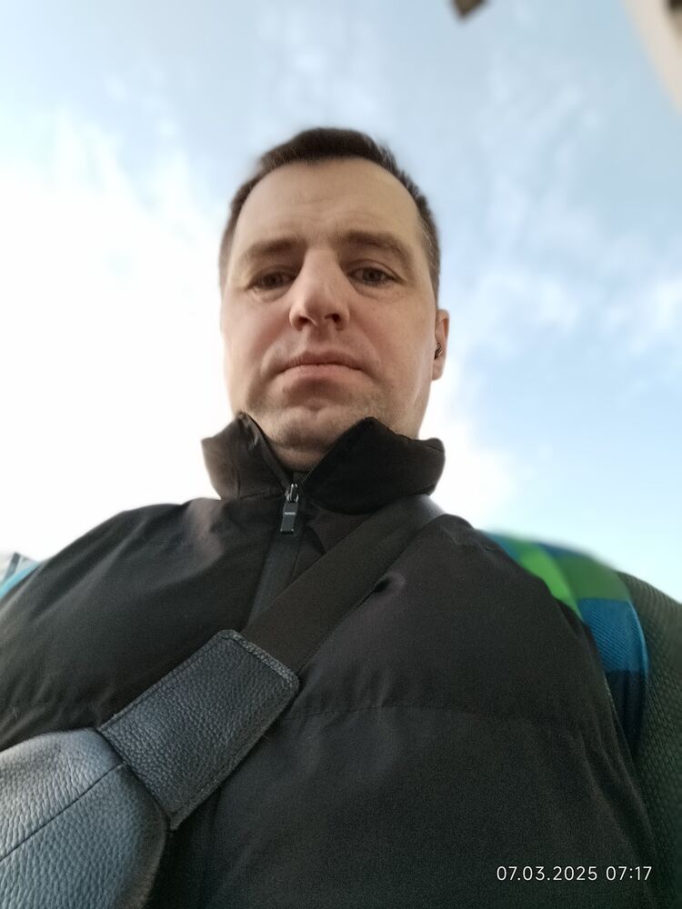  ,   Dima, 44 ,   ,   , c , 
