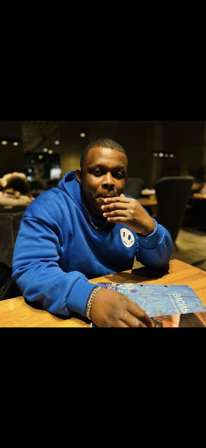  Half Way Tree,   Simon, 40 ,   ,   