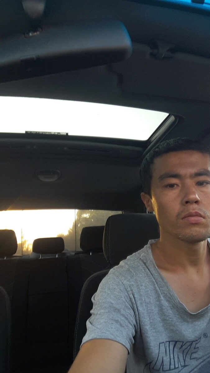  ,   Zuxriddin, 30 ,   ,   , c 