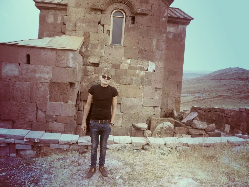  ,   Mish, 28 ,   ,   , c 