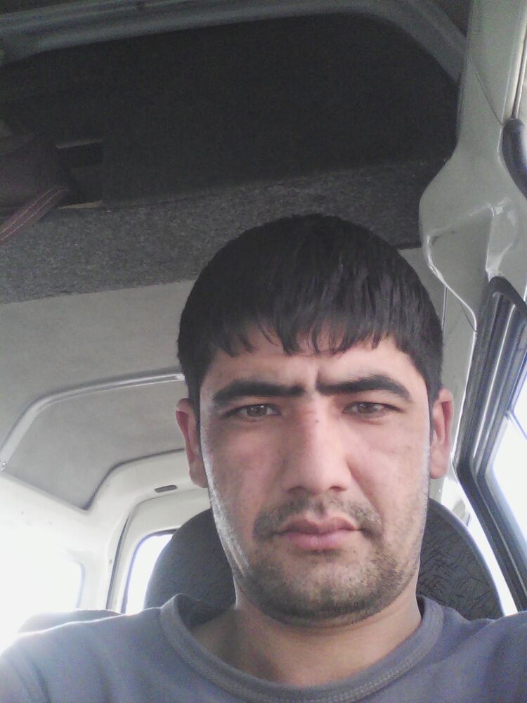  8390304  Axror, 36 ,    