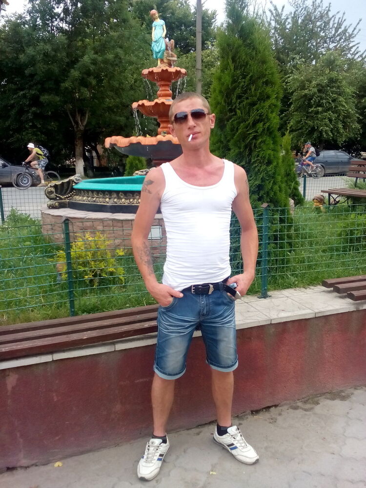  8986364  , 42 ,    