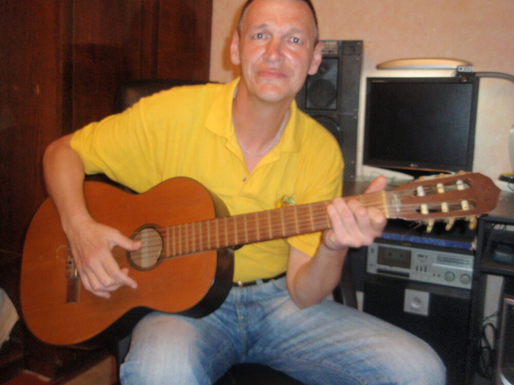  15343854  Vyacheslav, 55 ,    