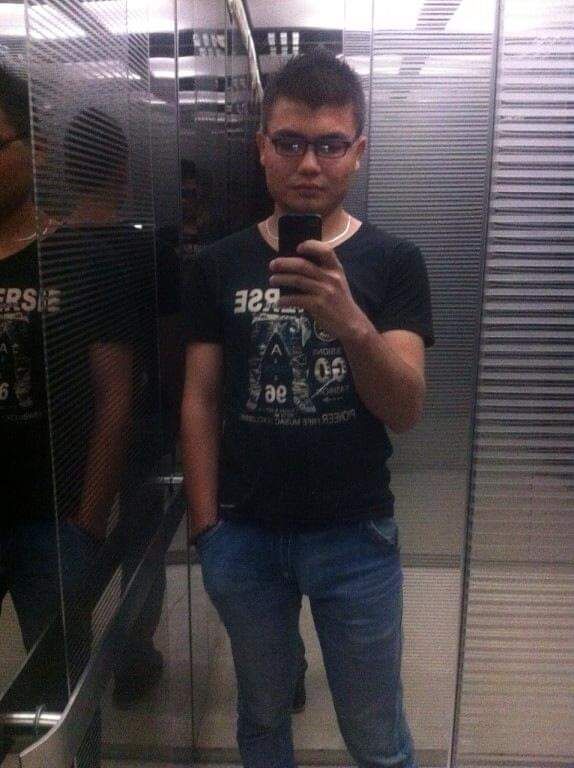  ,   Bobur, 32 ,   ,   