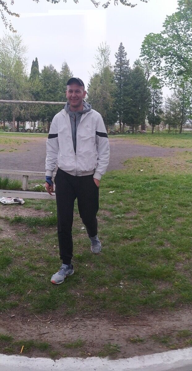  ,   Igor, 35 ,   ,   , c 