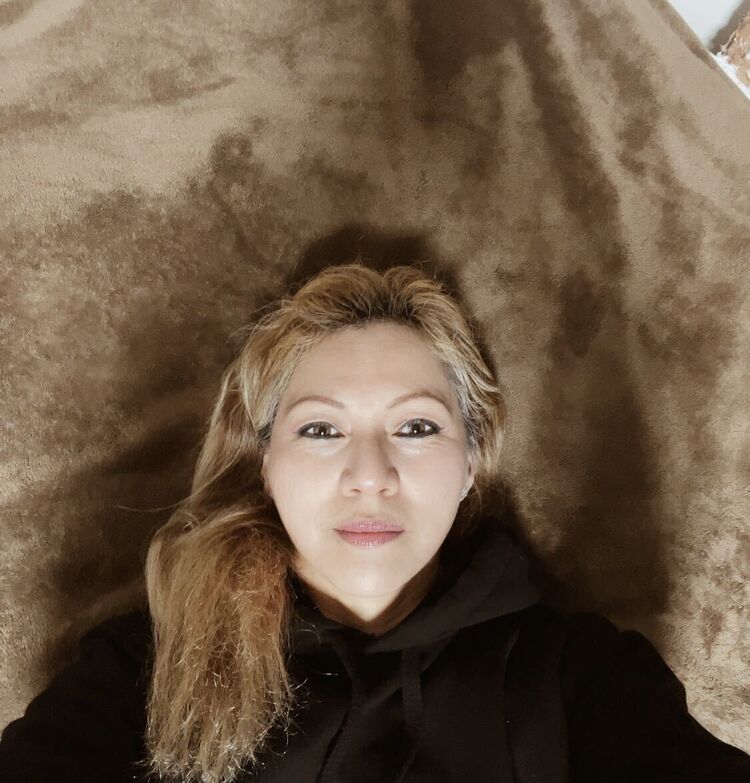  25081274  Maria, 52 ,    
