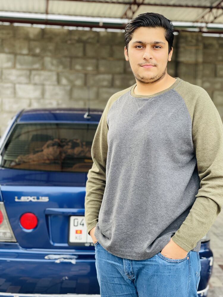  24137194  AHMED KHAN, 24 ,    