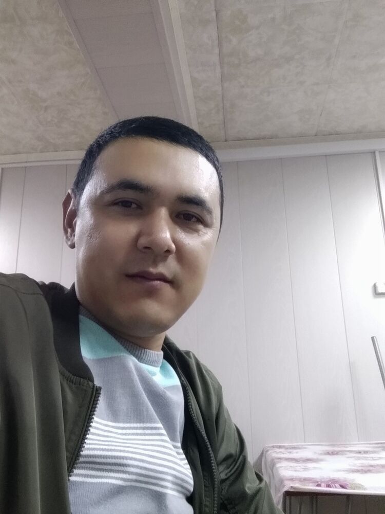  19323444  Roman, 38 ,    