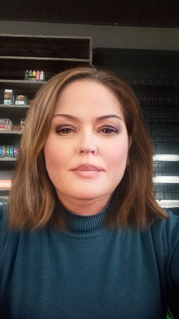  34044164  Anna, 44 ,    