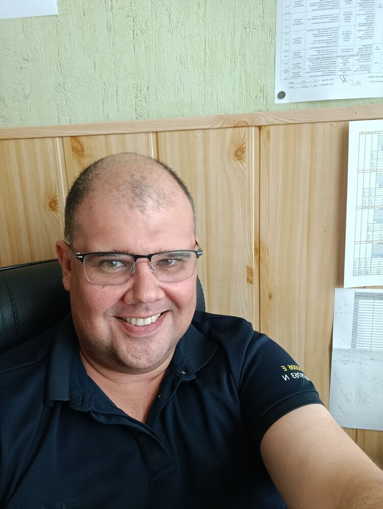  ,   Pavel, 41 ,   ,   , c 