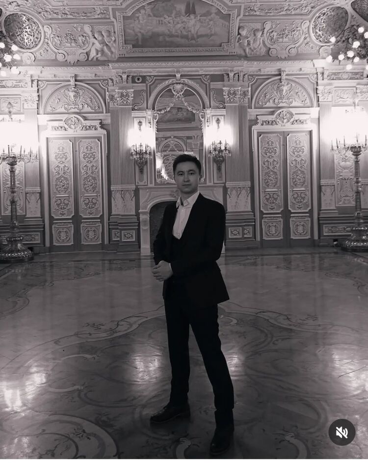 ���� 48711844 ������� �����, 32 ����, ���� ���������� � �����-����������