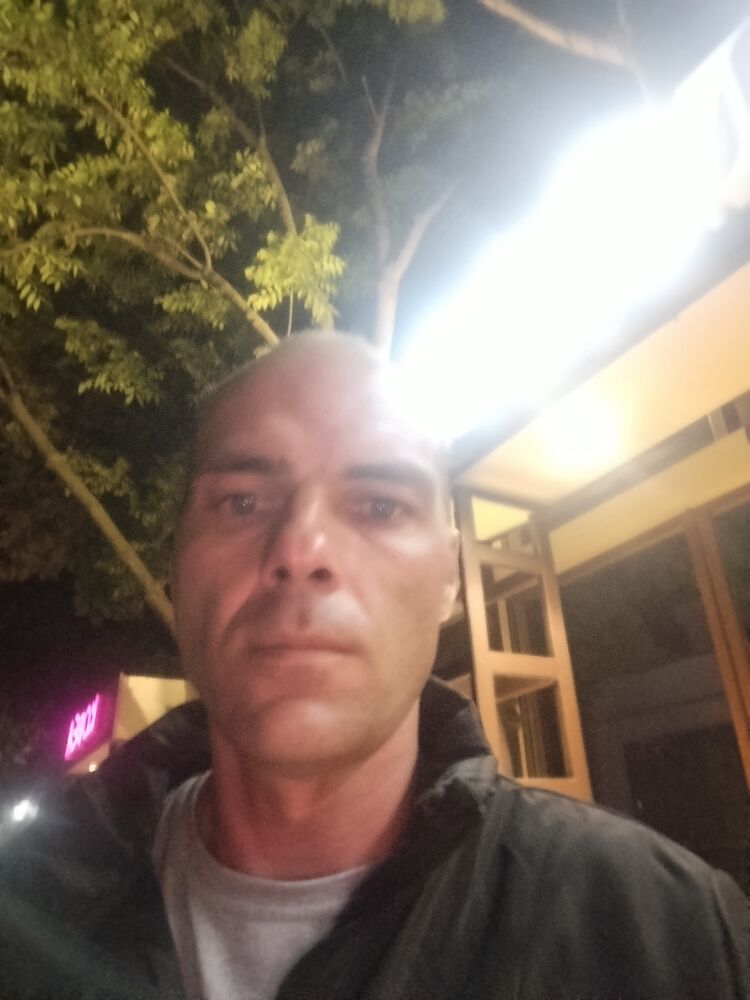  52175414  , 37 ,    