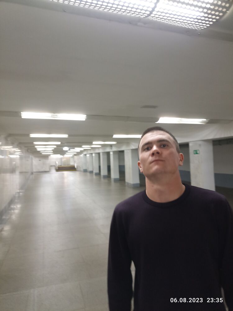  36683834  , 22 ,    