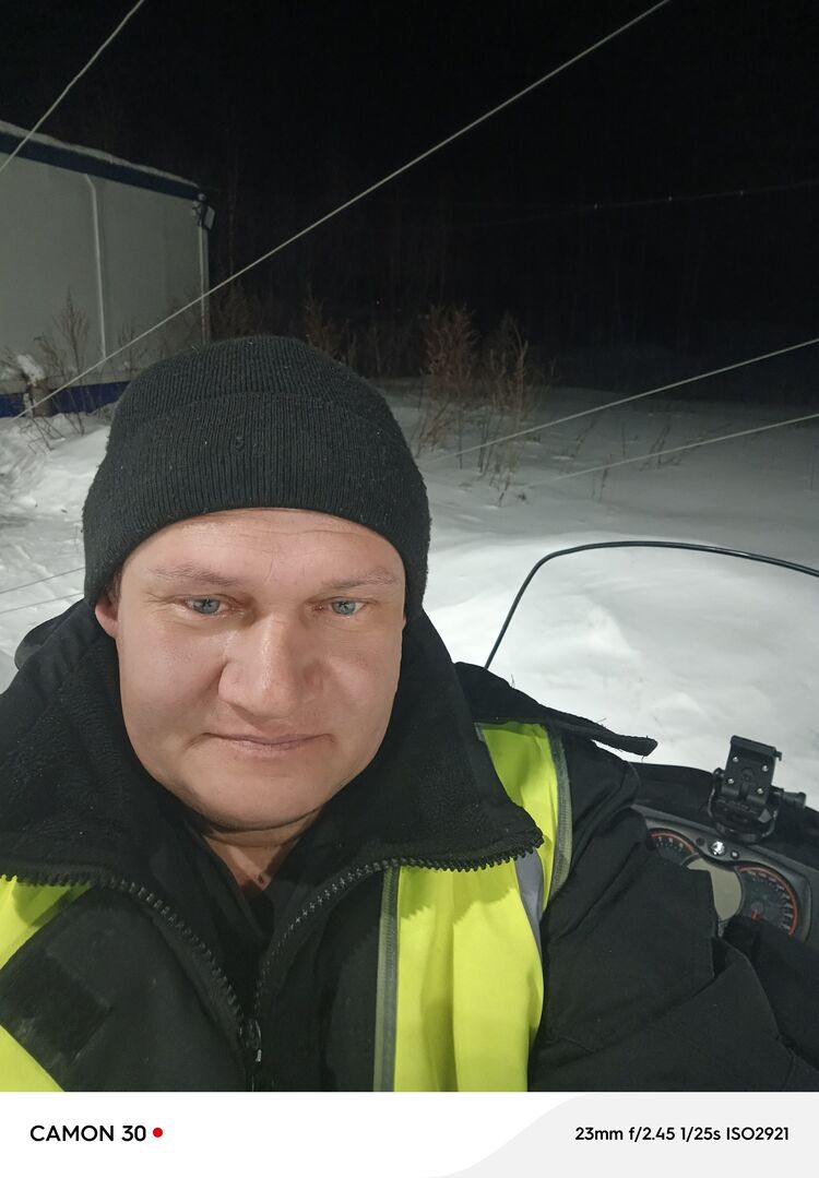  48310644  , 42 ,    