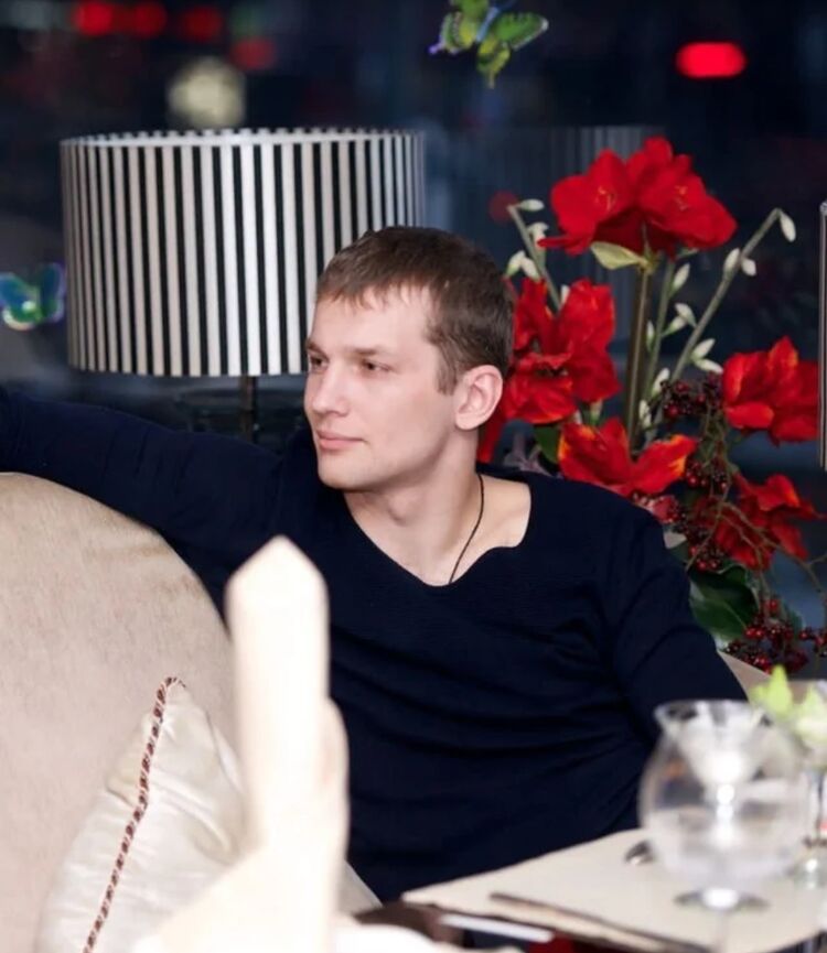  ,   Alex, 34 ,   ,   