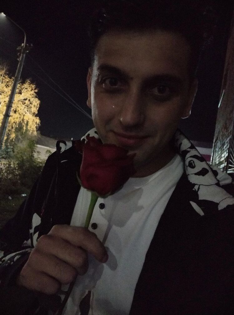  36836744  Vlad, 30 ,    