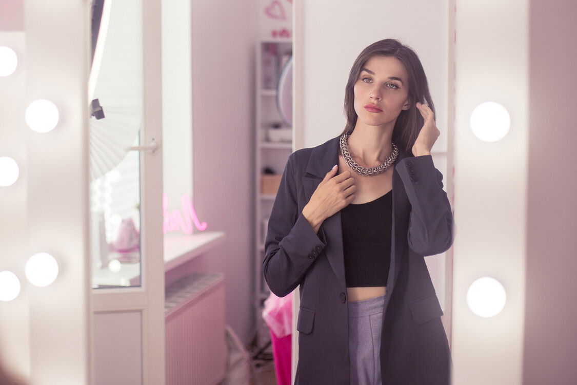  37657294  , 31 ,    -