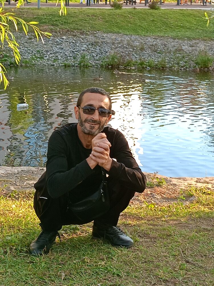  42423854  Armen, 50 ,    