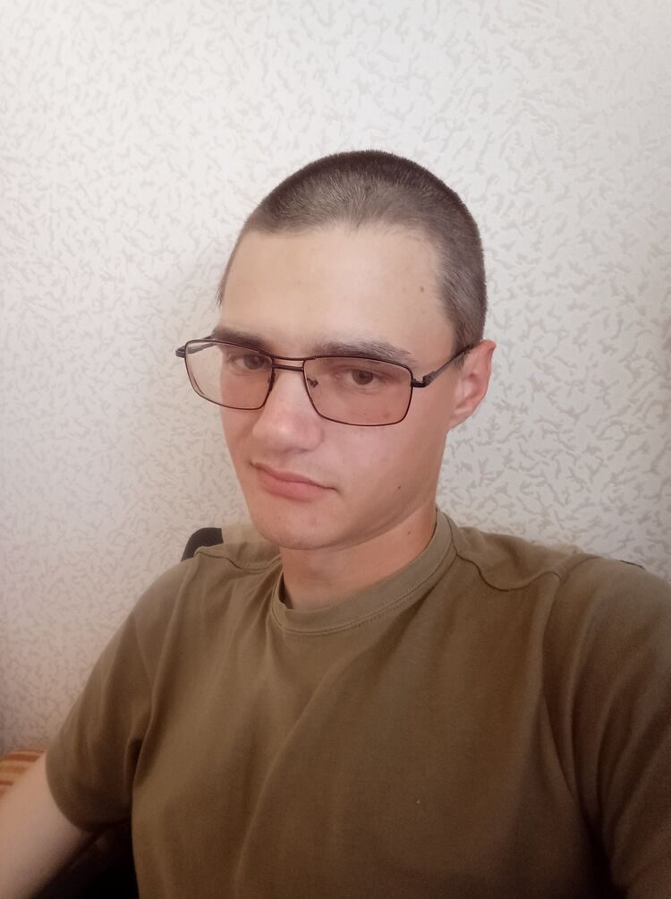  35689074  , 22 ,    