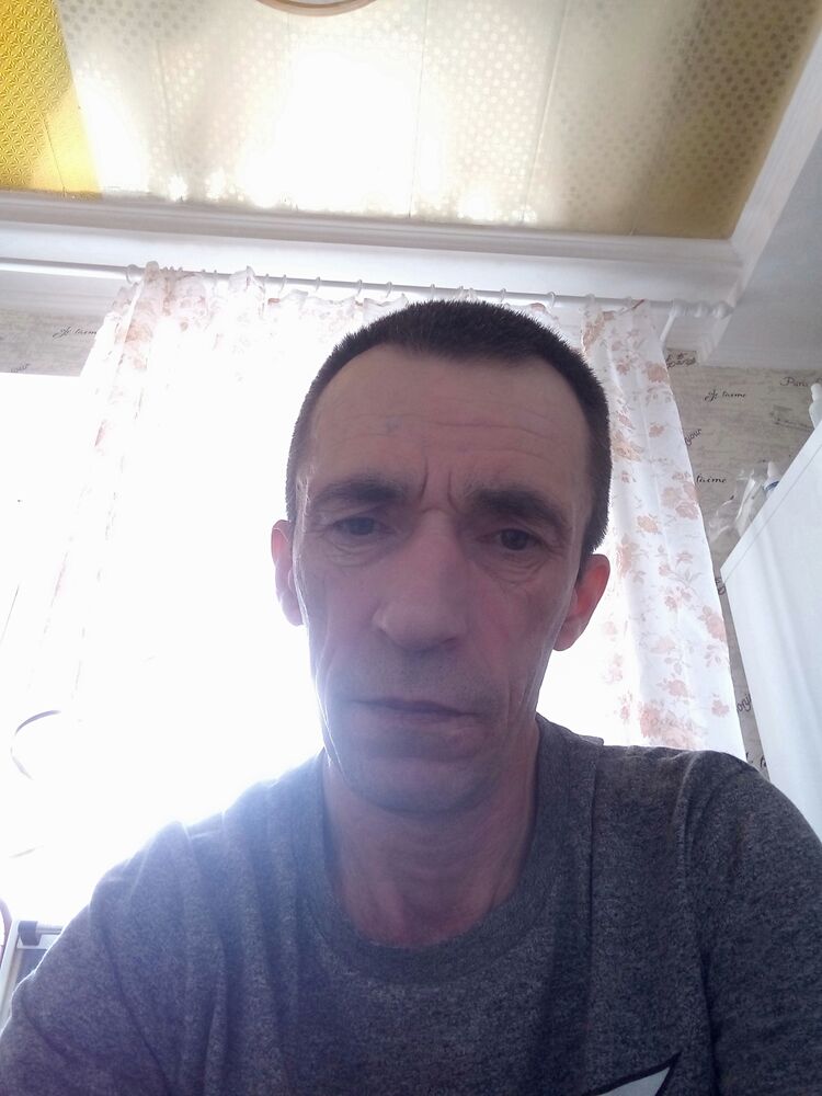  22607614  , 51 ,    