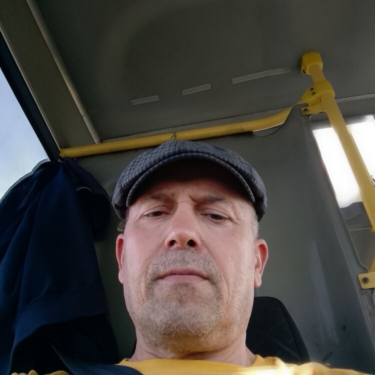  44941054  , 51 ,    