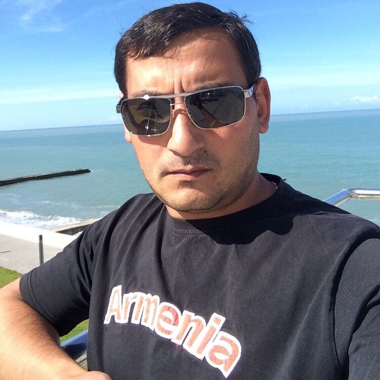  ,   Artur, 41 ,   ,   , 