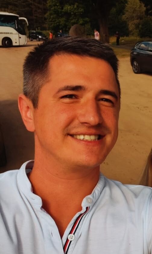  ,   Ruslan, 38 ,   ,   