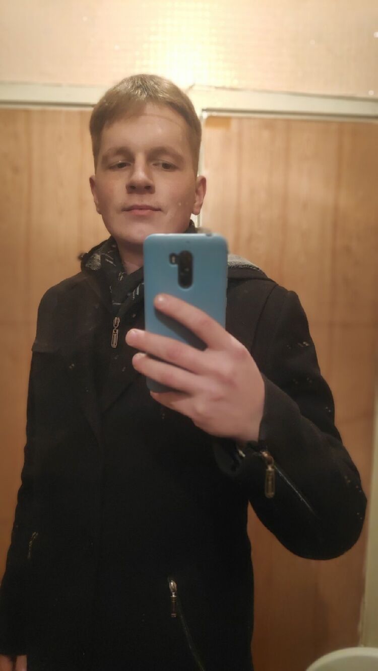  46264244  , 27 ,    