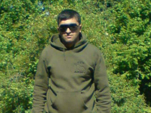  5104774  Dato, 40 ,    