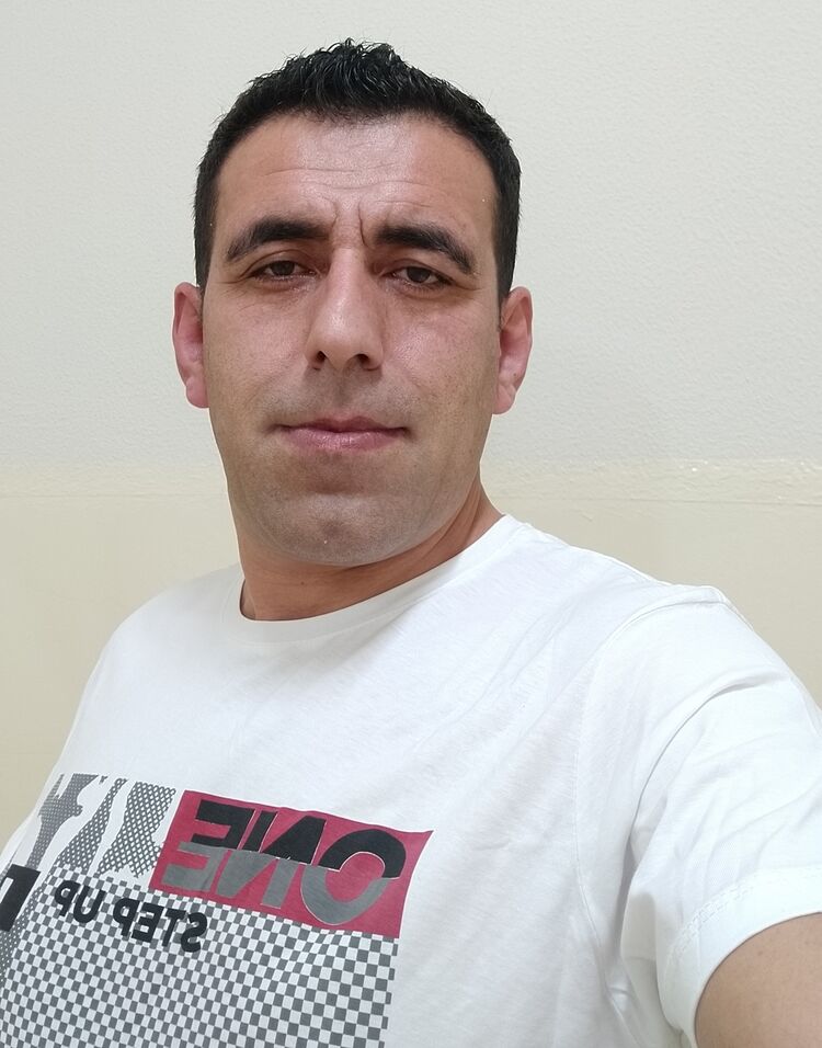  ,   Ozan, 38 ,   ,   