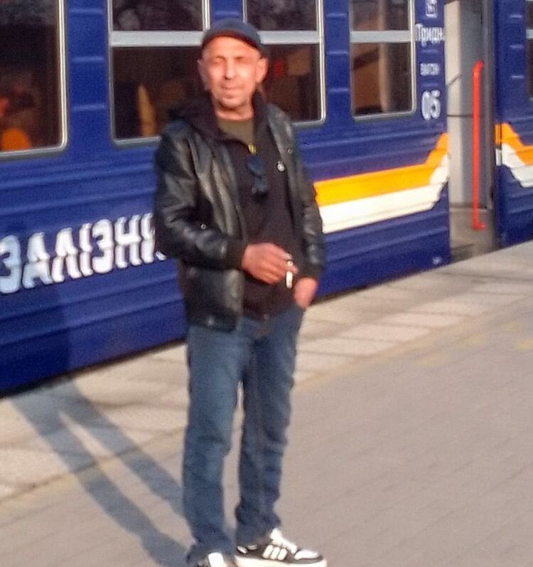  42973854  , 56 ,    