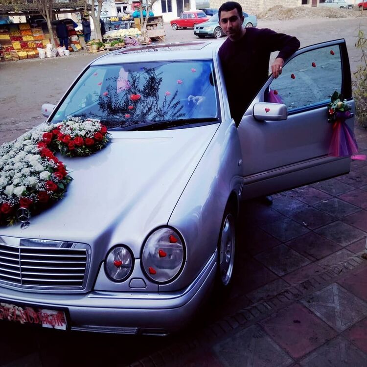  ,   Anar, 37 ,   ,   , c 