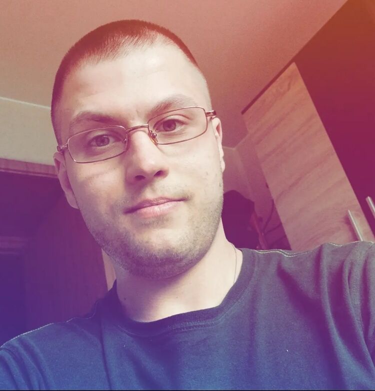  50650914  , 32 ,    