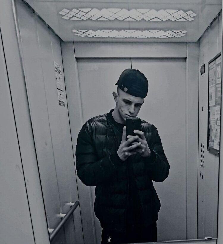  54472824  Volodya, 19 ,    