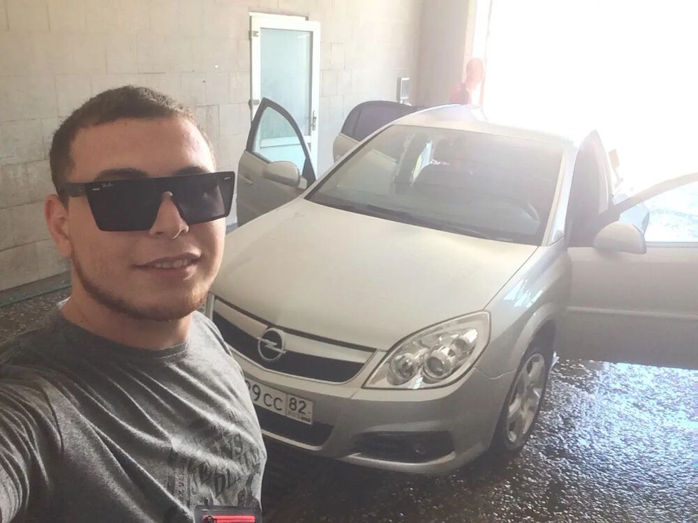  ,   Esmik, 31 ,   ,   