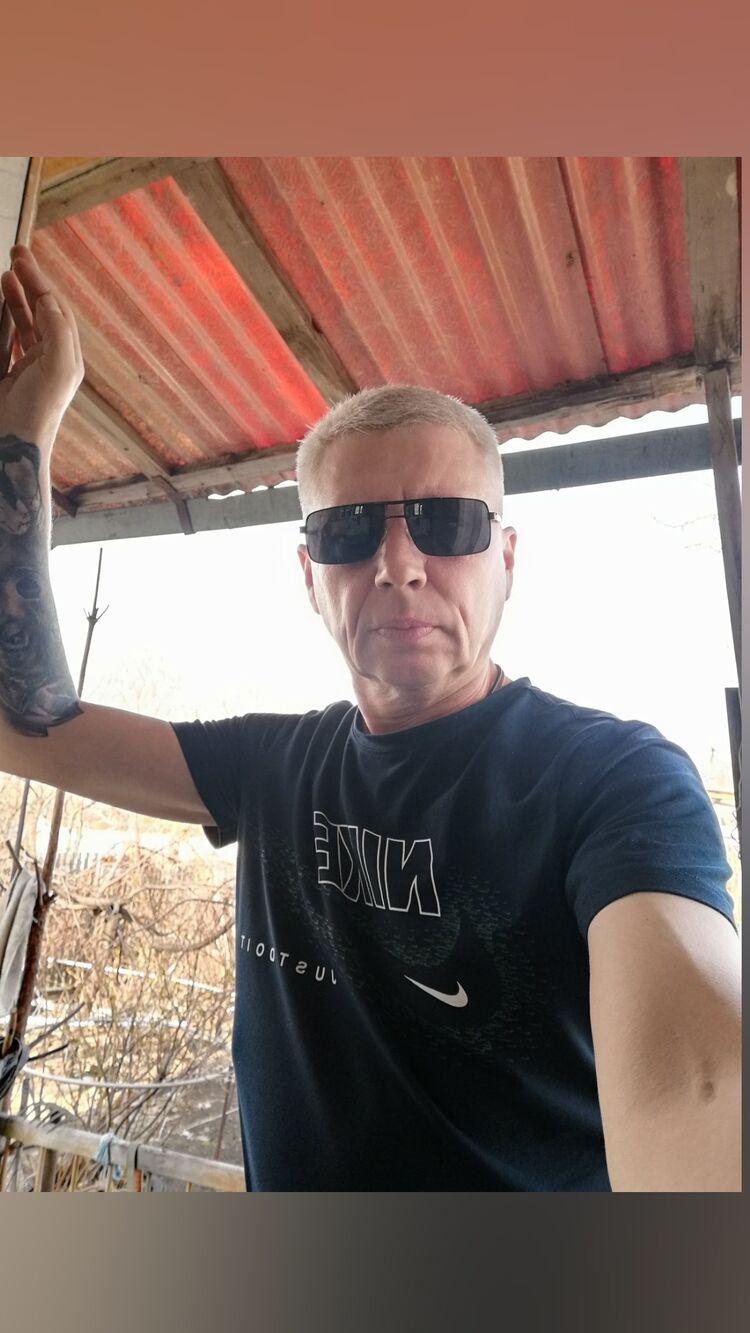  44286144  , 51 ,    