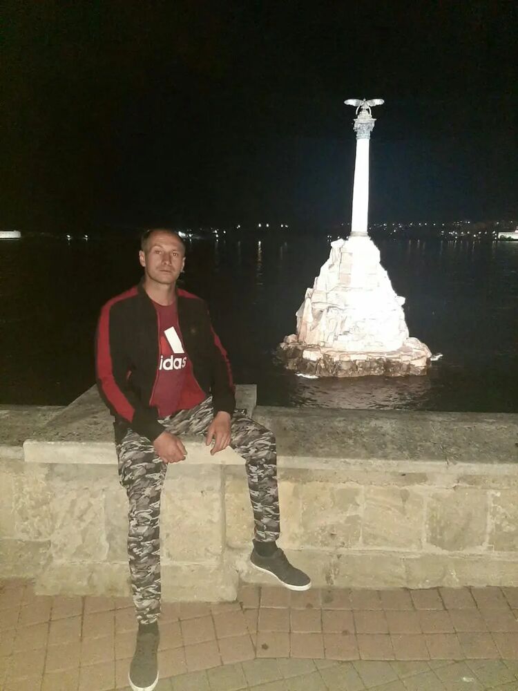  ,   Pavel, 35 ,   ,   , c 
