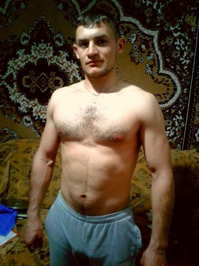 12359494  Igor, 32 ,    
