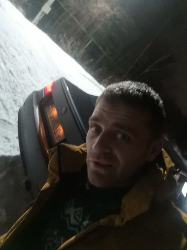  22148014  , 38 ,    
