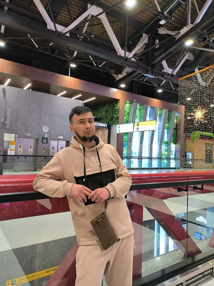  ,   Ismail, 24 ,     , c 