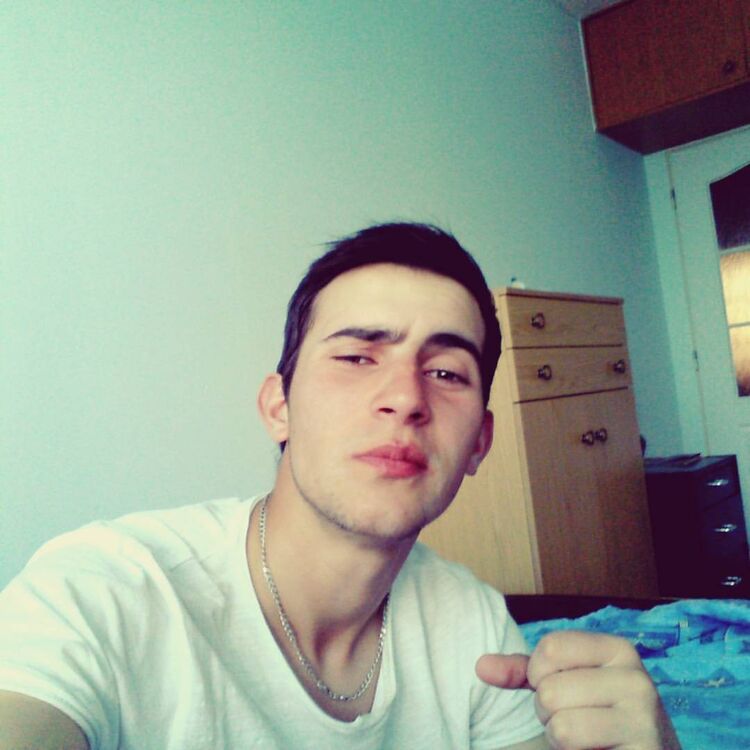  ,   Ondra, 30 ,   ,   , c 