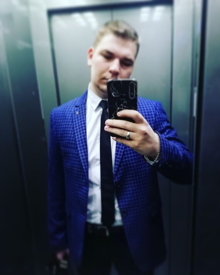  27010564  Evgeny, 28 ,    