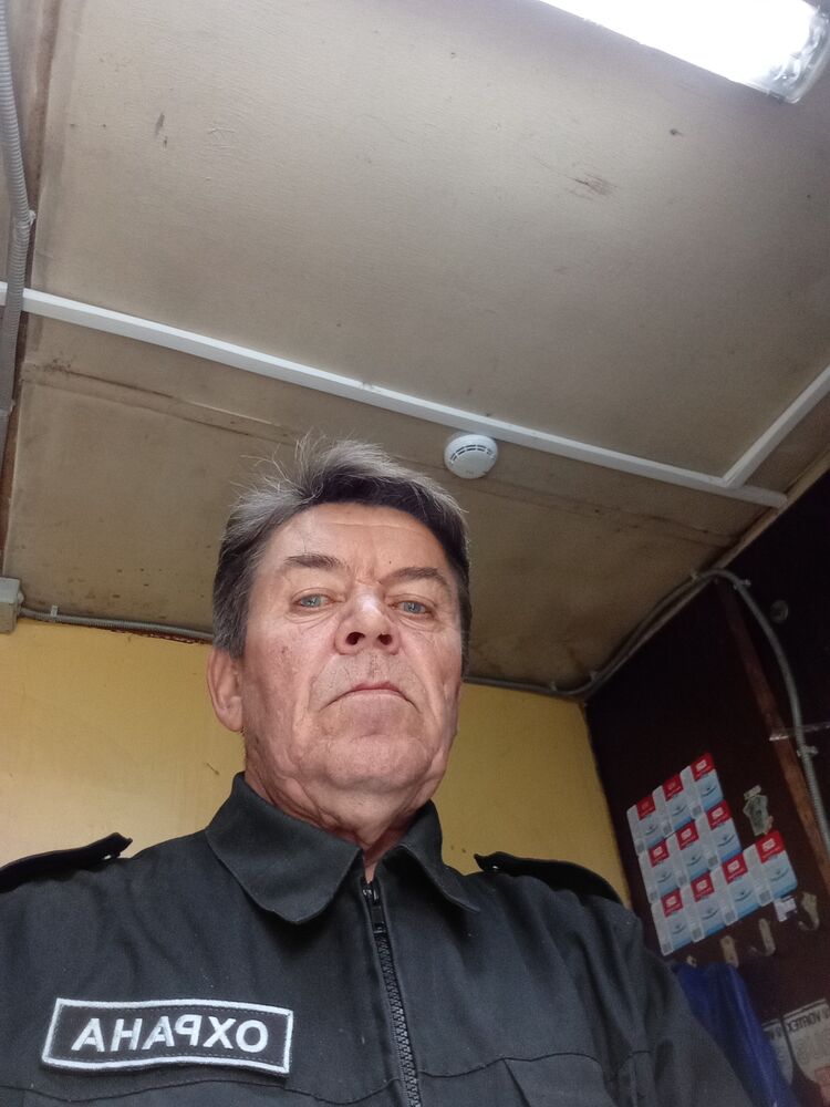 53443774  , 57 ,    