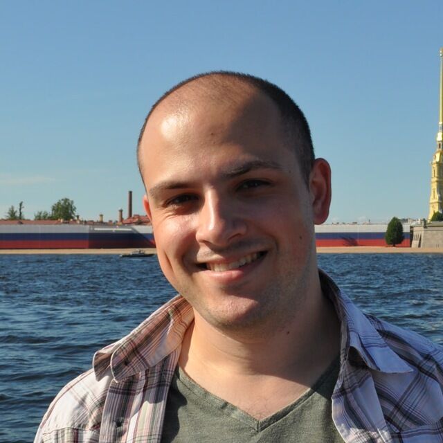  ,   Ilia, 29 ,  