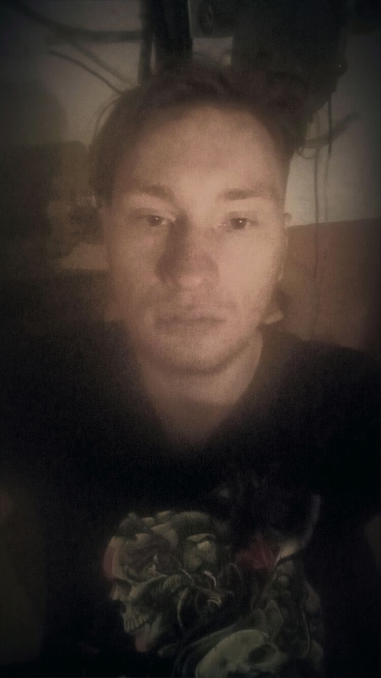  49181304  Kirill, 23 ,    